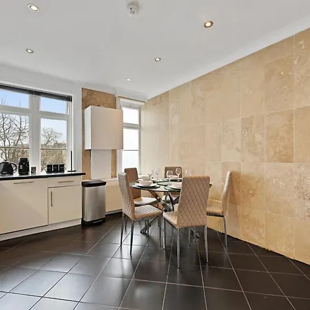 Apartamento Beautiful 2 King Size Beds 2 Bath- Sleeps 5 In Earls Court Londres Exterior foto