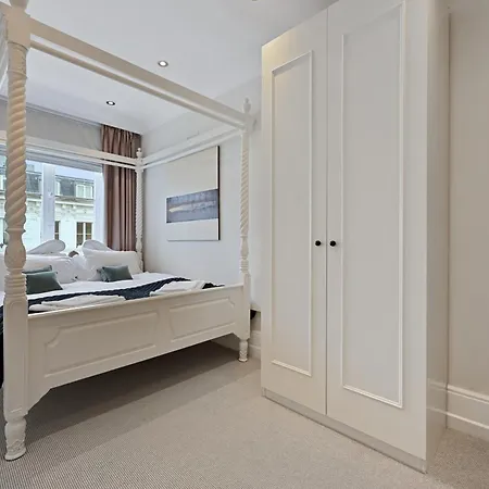 Apartamento Beautiful 2 King Size Beds 2 Bath- Sleeps 5 In Earls Court Londres Exterior foto